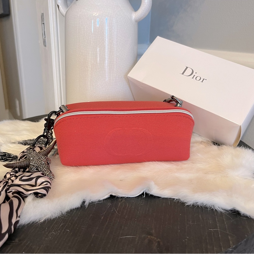 Dior crossbody with black flat chain and hardware in coral & removable keychain